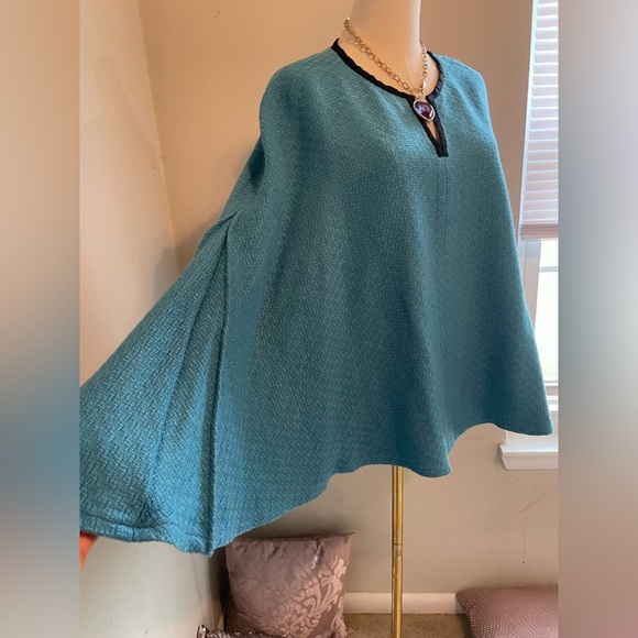 One by Maria Cornejo L - Picture 8 of 10